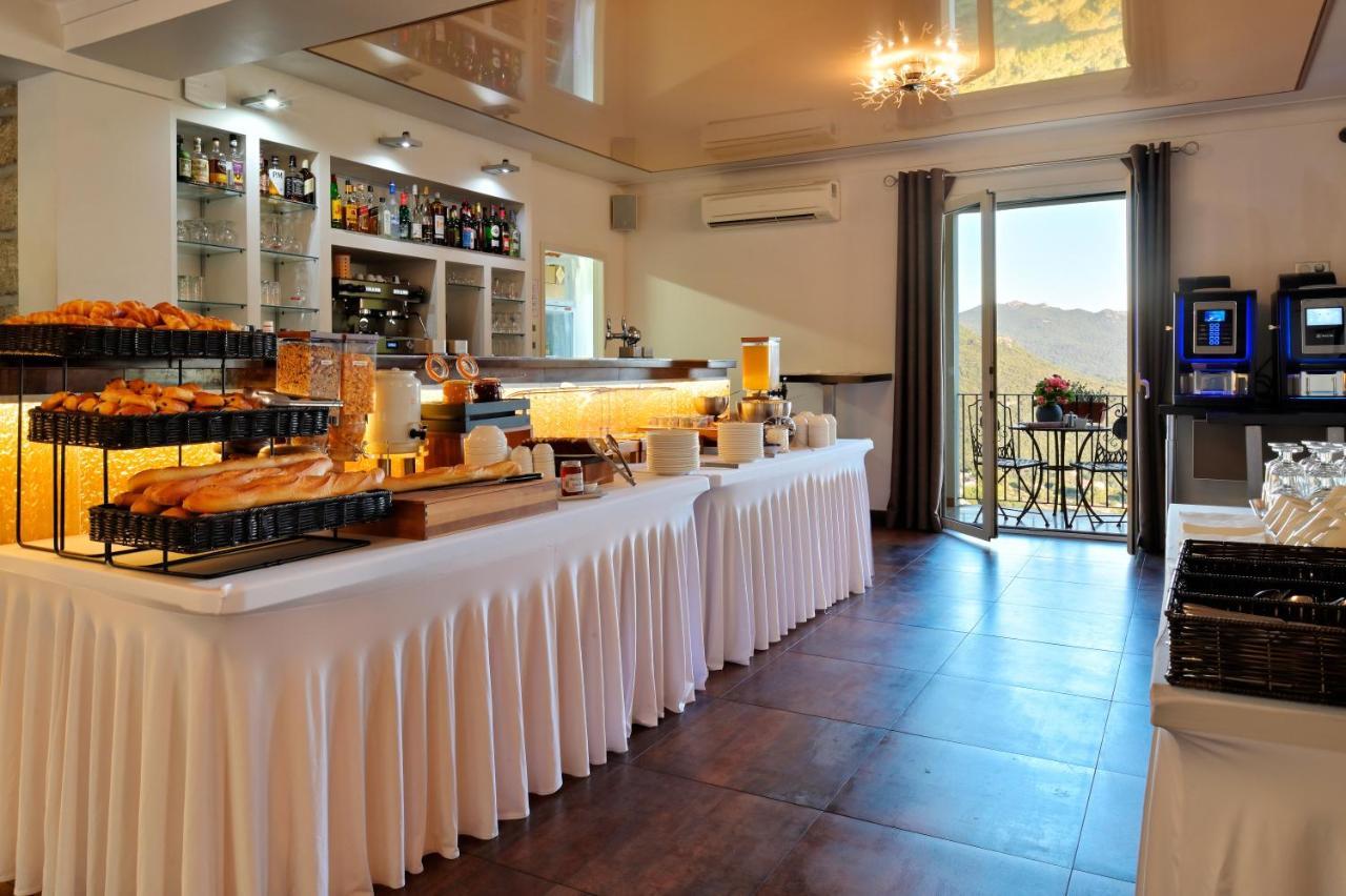 Des Roches Hotel