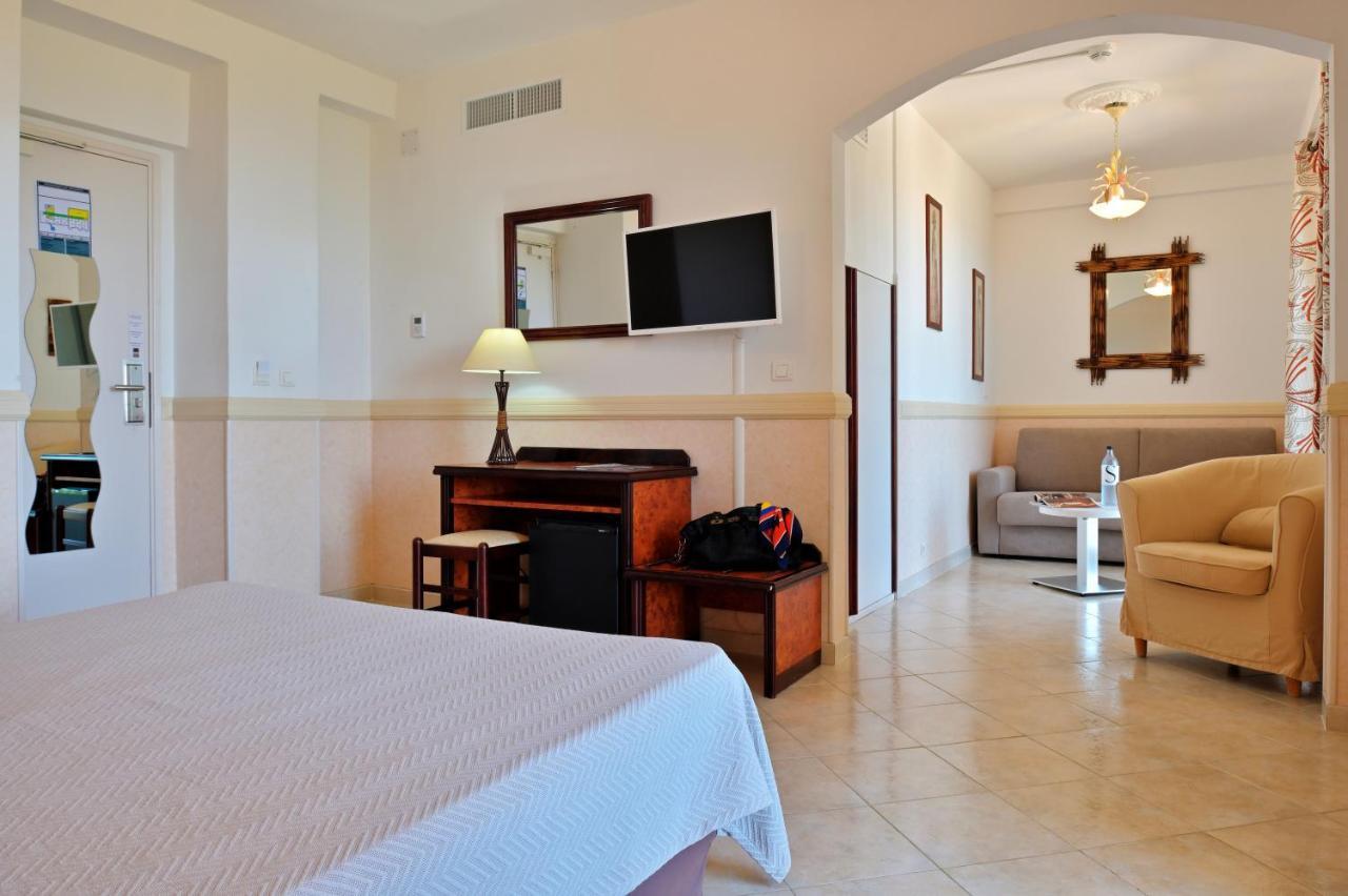 Hotel Des Roches Sartene (Corsica)