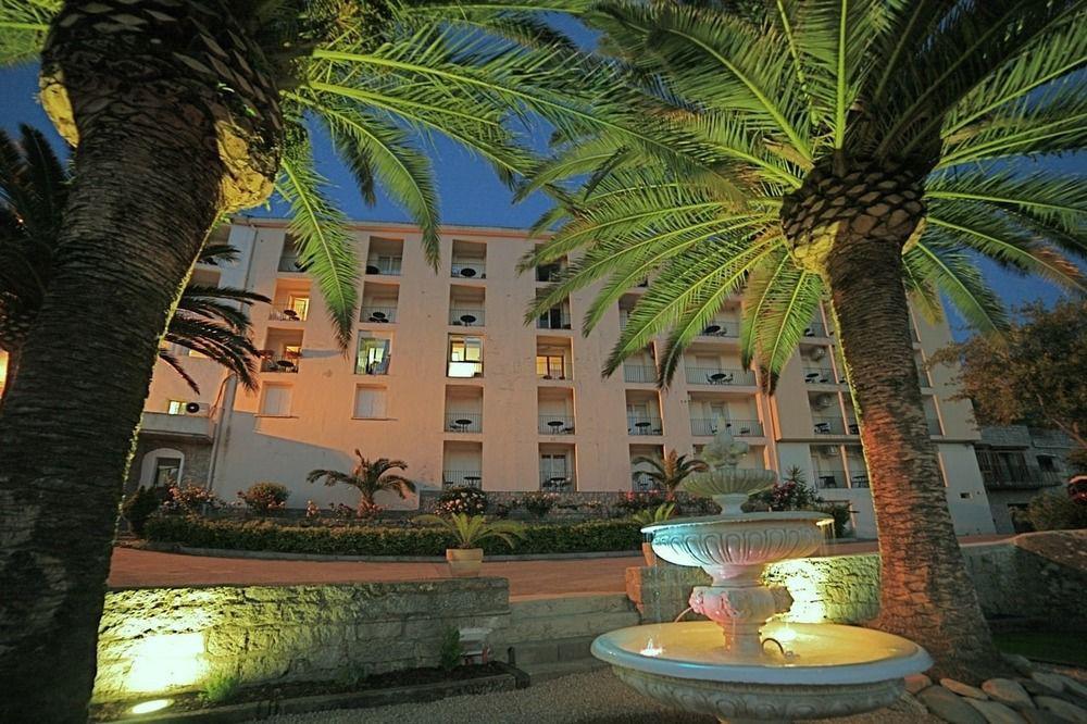 Des Roches Hotel 3*