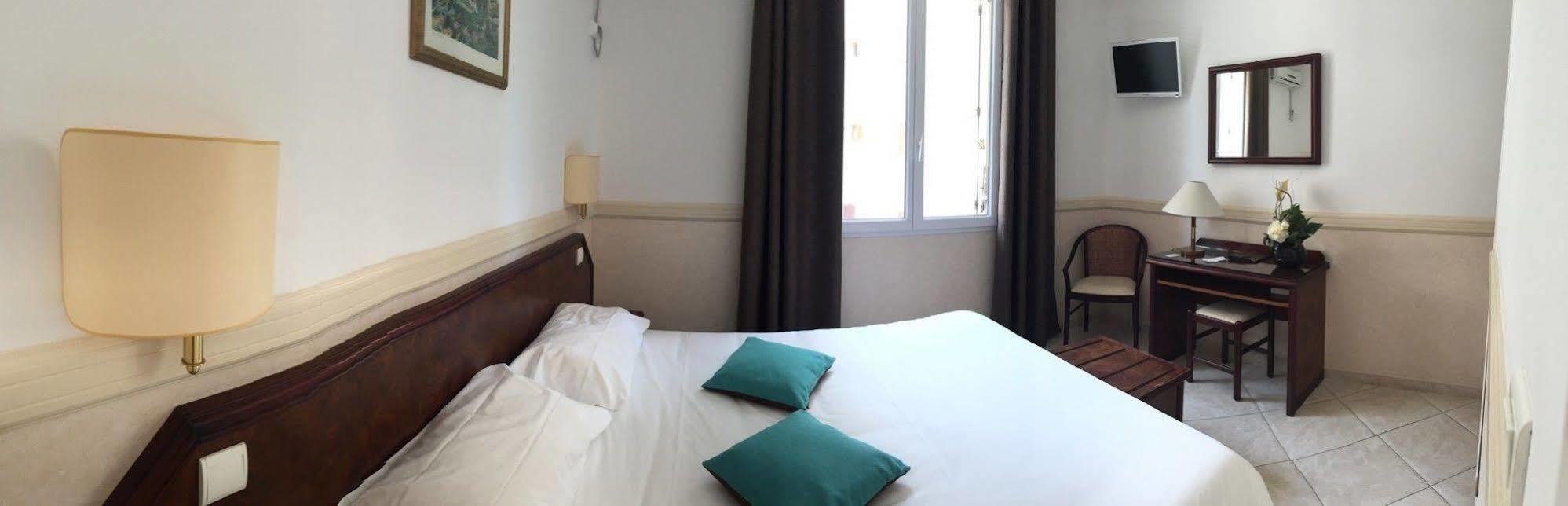 Hotel Des Roches Sartene (Corsica)
